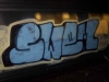 818